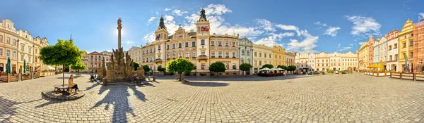 Stadsplein in pardubice, Tsjechië — Stockfoto