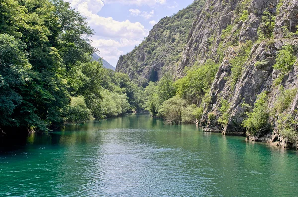 Lago em Canyon Matka, Macedônia — Fotografia de Stock