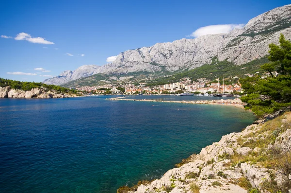 Pięknej zatoce makarska, Chorwacja — Zdjęcie stockowe