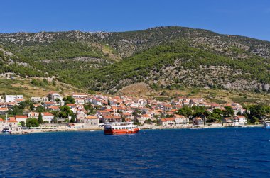 brac Adası, Hırvatistan için bol şehir