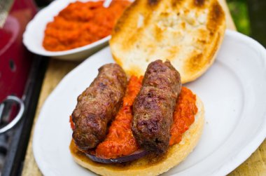 ajvar ızgara rulo ile cevapcici
