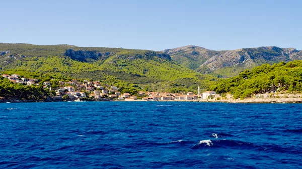 Městečko Jelsa na ostrově hvar, Chorvatsko — Stock fotografie