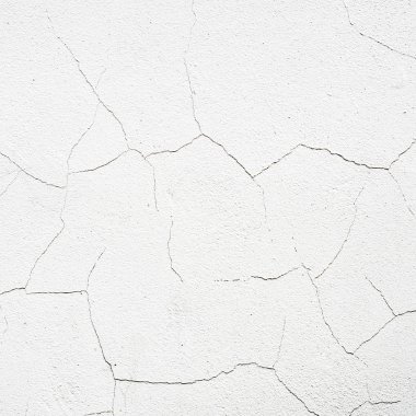 beyaz duvar yüzeyine kırık