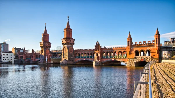 Oberbaum міст у Белен - Німеччина — стокове фото