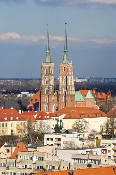 Paysage urbain de Wroclaws avec églises sur l'île de Tum, Pologne — Photo