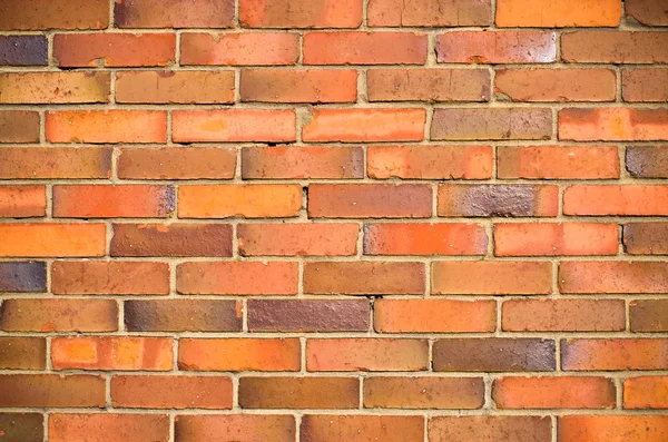 Стены из красного кирпича — стоковое фото