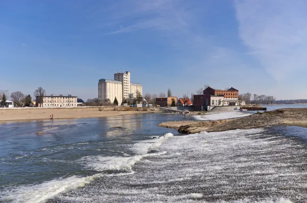 Водопад на реке Одра в Бжеге, Польша — стоковое фото