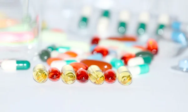Muitas pílulas. — Fotografia de Stock