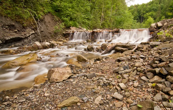 Mountain dam — Stock Photo, Image