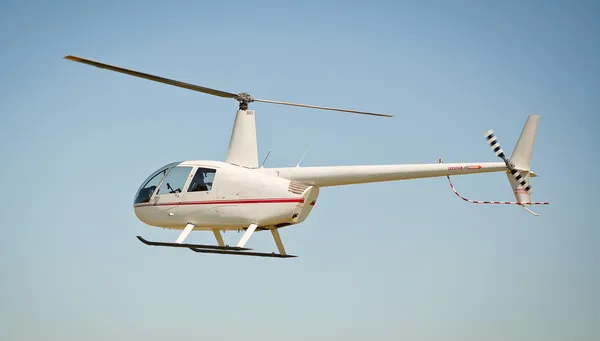 Helicóptero en el cielo — Foto de Stock