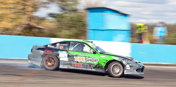 Kiev, Oekraïne 23 sempemper 2012: finale van Oekraïense drift Kampioenschap 2012 — Stockfoto