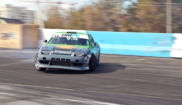 Kiev, Oekraïne 23 sempemper 2012: finale van Oekraïense drift Kampioenschap 2012 — Stockfoto