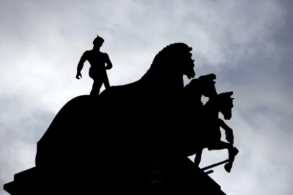 Cuadriga standbeeld in madrid, Spanje — Stockfoto