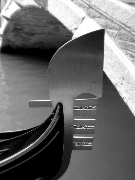 Venedik'te bir gondol ise — Stok fotoğraf