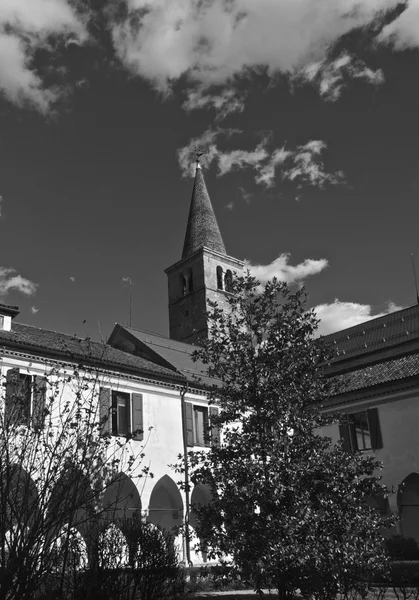 Zabytkowy klasztor w belluno — Zdjęcie stockowe