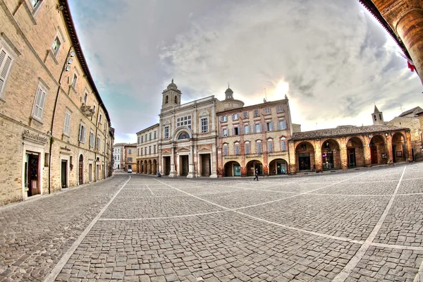 Offida, Italy. The main square. — Stock Photo, Image