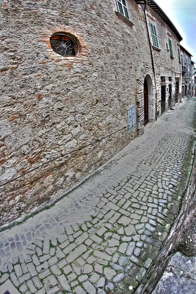 Gamla italienska byggnader i hdr - fisheye-objektiv Foto. — Stockfoto