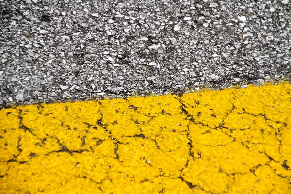Yellow and gray road asphalt lines detail — Stock Photo, Image