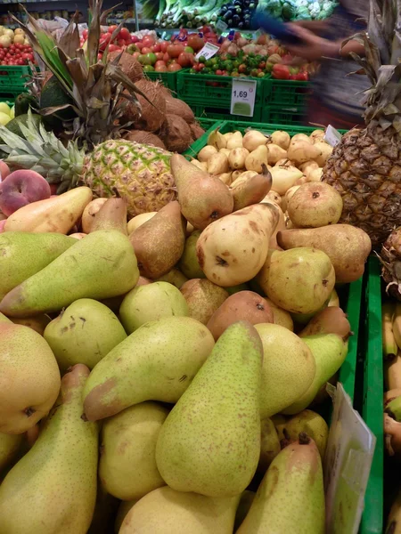 Frukt på markedet – stockfoto