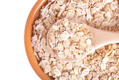 üzerine bir tahta kaşık yulaf gevreği