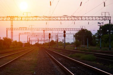 İleriye giden demiryolu