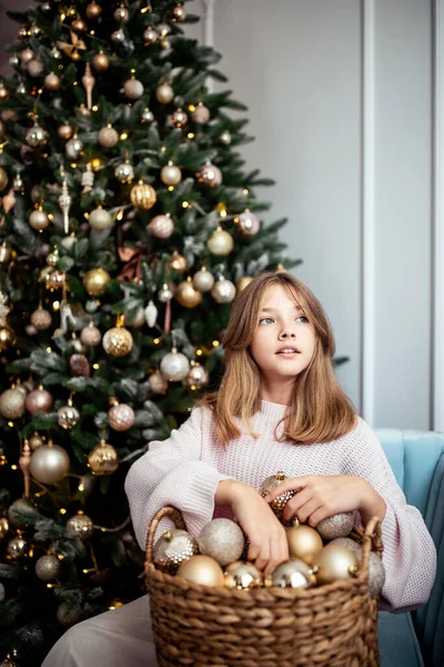 Cute Teenage Girl Room Decorated Christmas Tree Winter Holidays High — Stock Photo, Image