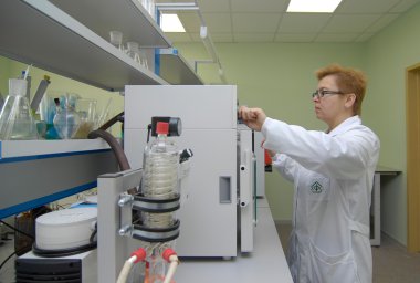 Biyoorganik Kimya Enstitüsü, Ulusal Bilimler Akademisi: yüksek teknoloji üretim 