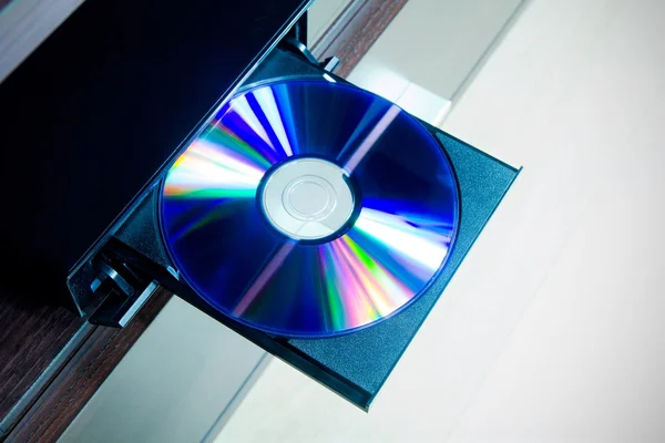 Disco insterted para DVD ou CD player — Fotografia de Stock