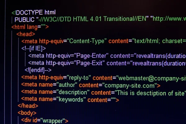 Kód jazyka html na černé obrazovce lcd — Stock fotografie