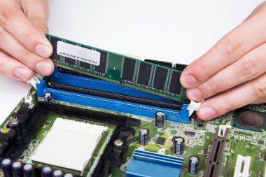 Bellek takma adamım. PC anakart ram yükseltme