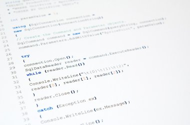 beyaz zemin üzerinde php dil kodu