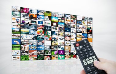 büyük lcd panel televizyon stream görüntüleri ve remonte denetimi 