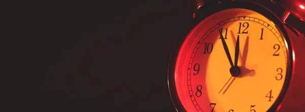 Πέντε Λεπτά Στα Μεσάνυχτα Αλλάζοντας Ρολόγια Ρύθμιση Του Χρόνου Φως — Φωτογραφία Αρχείου