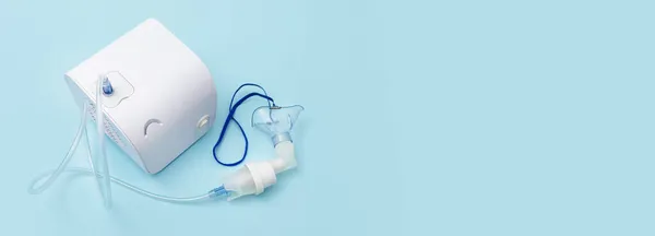 Medicinsk Utrustning För Nebulisator Medicinsk Utrustning För Inhalation Med Andningsmask — Stockfoto