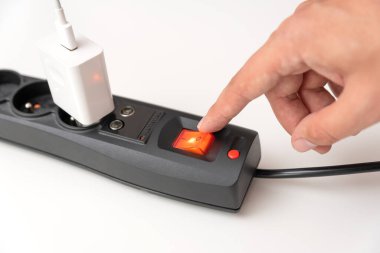 Elektrik prizi, artan elektrik fiyatları kavramı