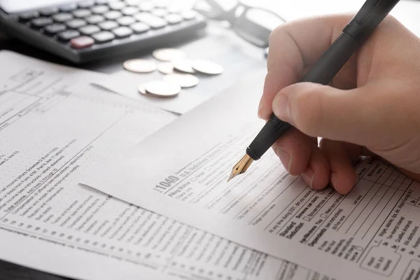 Steuererklärungskonzept Mit 1040 Steuerformular Jährliche Steuerabrechnungen — Stockfoto