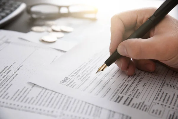 Steuererklärungskonzept Mit 1040 Steuerformular Jährliche Steuerabrechnungen — Stockfoto