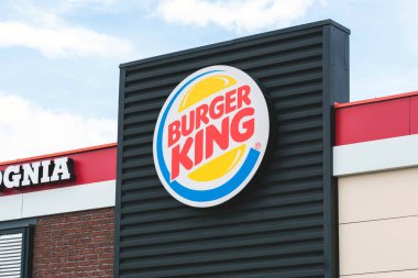 Wroclaw, Polonya - 29 Mayıs 2022: Burger King restoranının dışı