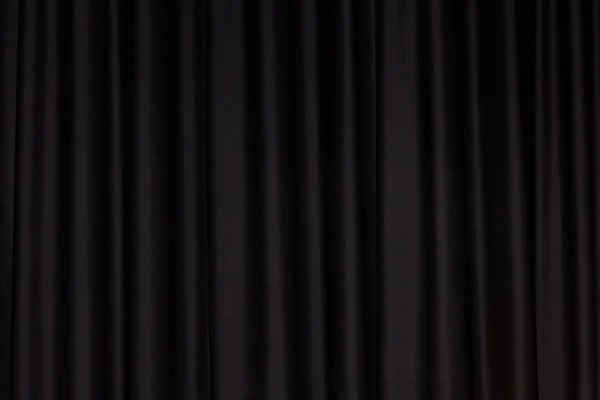 siyah perde