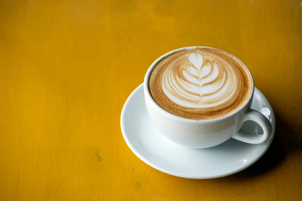 Közelről Hot Kávé Latte Art Mintás Tetején Meleg Érzés Kávét — Stock Fotó