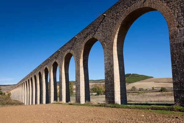 Aquädukt von noain, navarra, spanien — Stockfoto