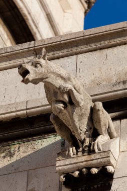 Gargoyle içinde Basilique du Sacré coeur, Montmartre, paris, Fransa