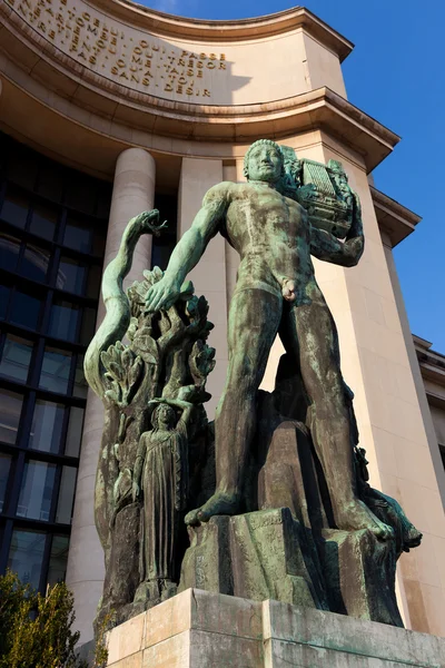 Sculpture in the Trocadero, Paris, Ile de France, France — Stock Photo, Image