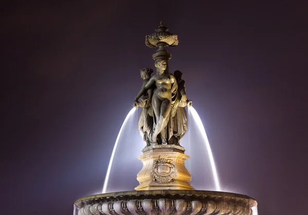 Fountain of the three graces, Bourse square, Bordeaux, Gironde, — Stock Photo, Image