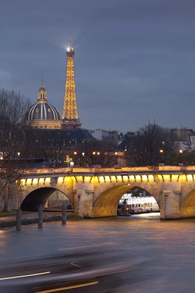 Pont neuf στο Παρίσι, Γαλλία — Φωτογραφία Αρχείου