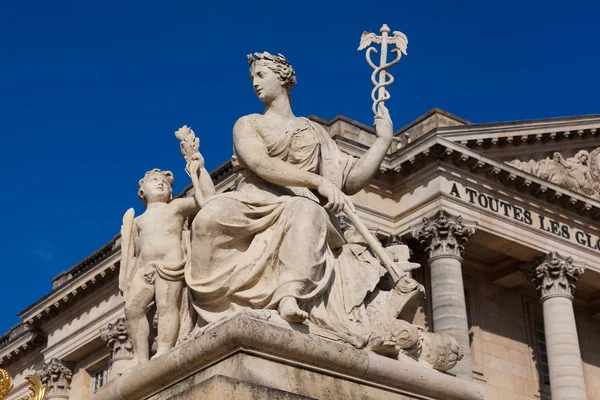 Sculpture in Versailles, Yvelines, Ile de France, France — Stock Photo, Image
