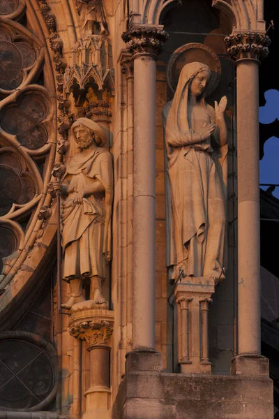 Catedral de Reims, Marne, Champagne-Ardenne, França — Fotografia de Stock