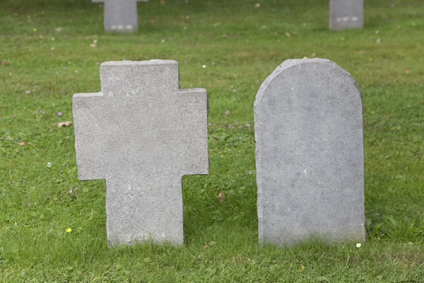 Tombs in Vauxbuin, Aisne, Picardie, France — Stock Photo, Image