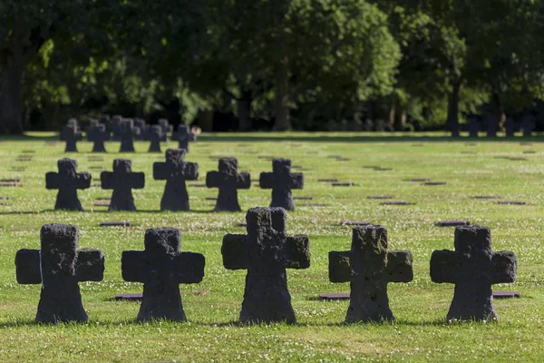 Německý hřbitov, La Cambe, Normandie, Francie — Stock fotografie