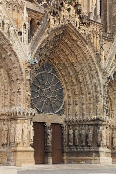 Catedral de Reims, Marne, Champagne-Ardenne, França — Fotografia de Stock